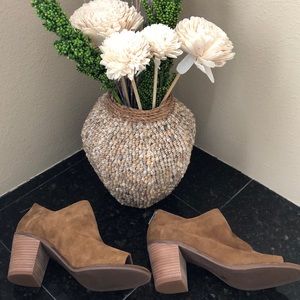 8.5 Lucky Brand Suede Peep-Toe Heels (3-Inch)